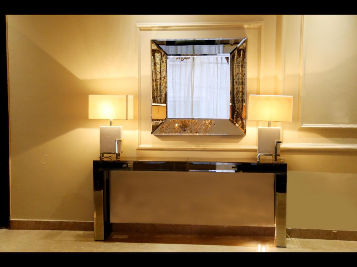 ไอวี่ เฮาส์ Bed & Breakfast เดลี ภายนอก รูปภาพ